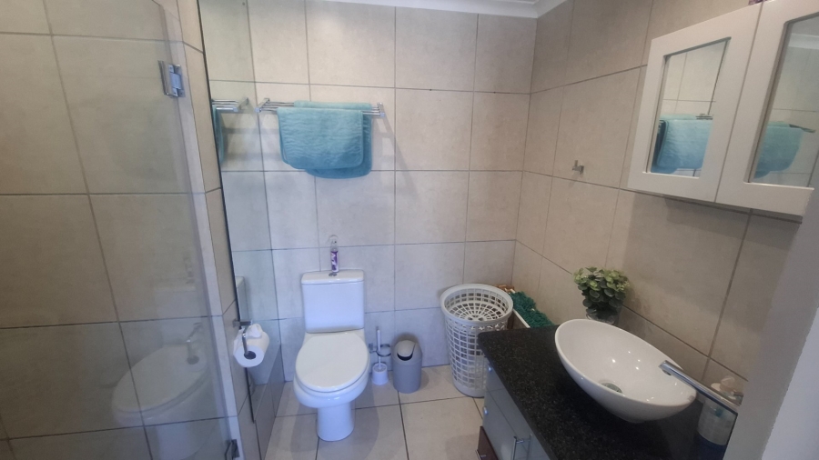 To Let 1 Bedroom Property for Rent in De Bakke Western Cape